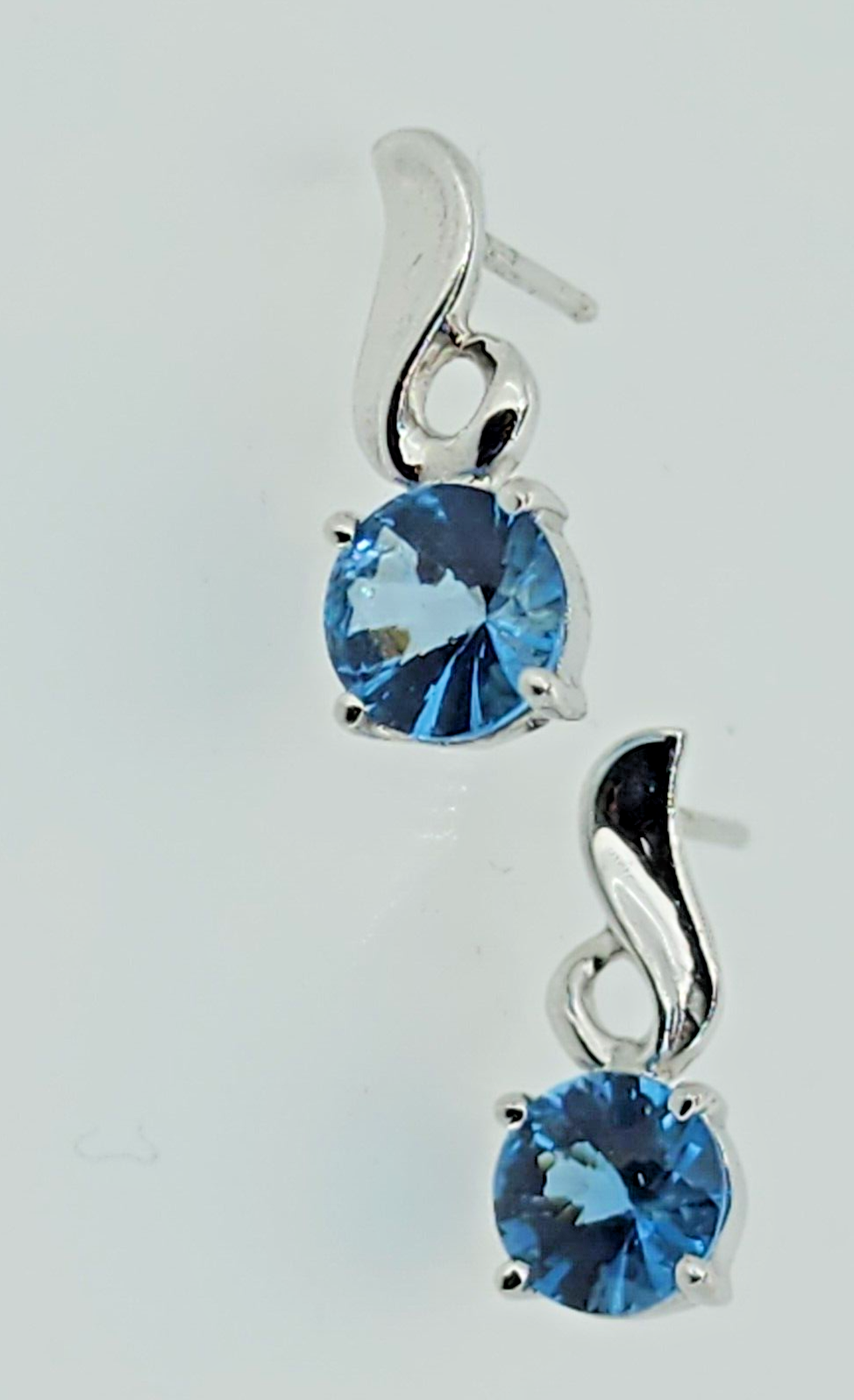 14Kt. White Gold Blue Topaz Earrings - Fancy Cut 6.1mm - 1.8 Grams